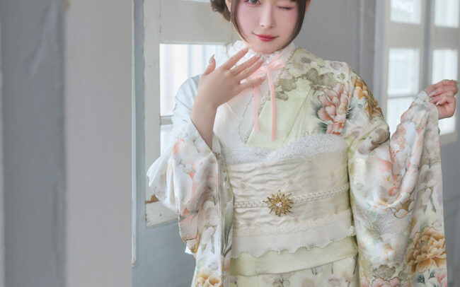 KYU-012 [きゅaるりんってしてみて×LARME]